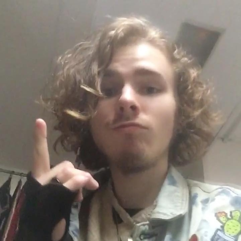 Meet your Posher, Wyatt